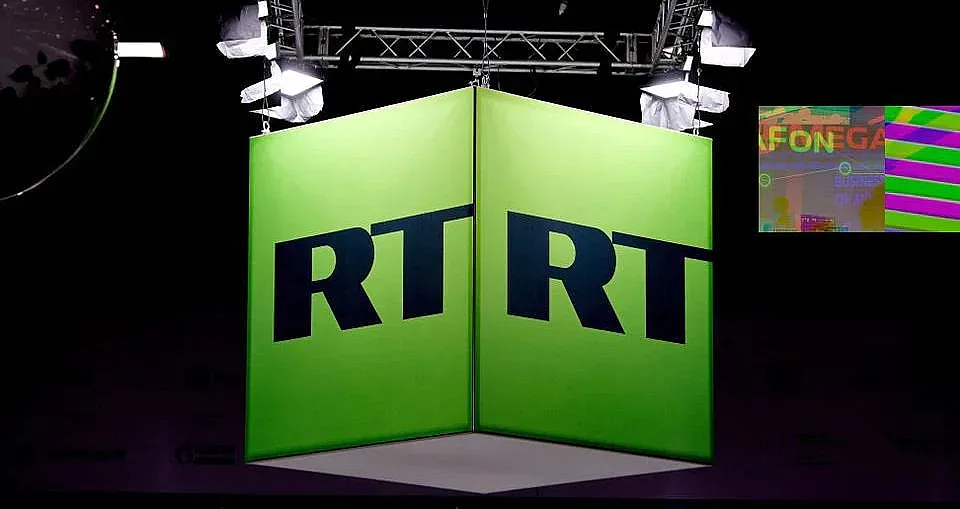 Медийна война между Москва и Париж. Как започна конфликтът?