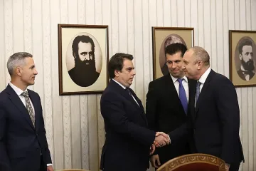 Радев се издаде. Ето го новият премиер!