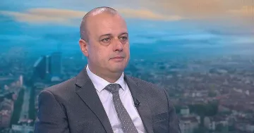 Човек на Нинова опроверга Промяната. Що е то коалиция?