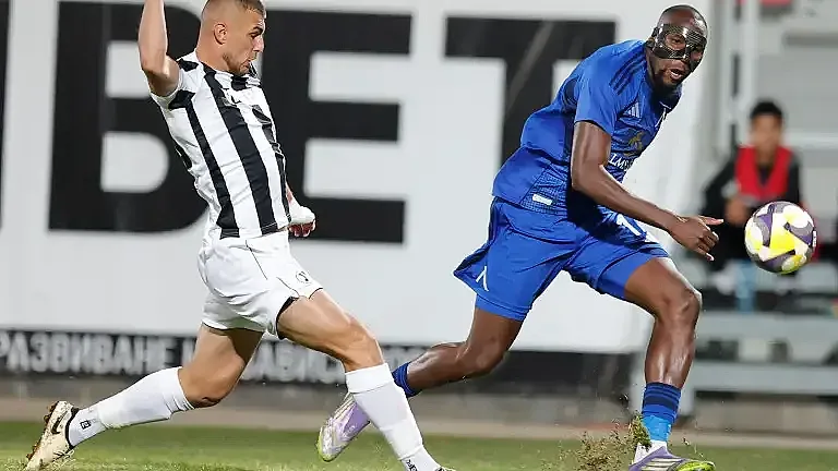 Възроден Локомотив Пд нанесе първа загуба на Левски