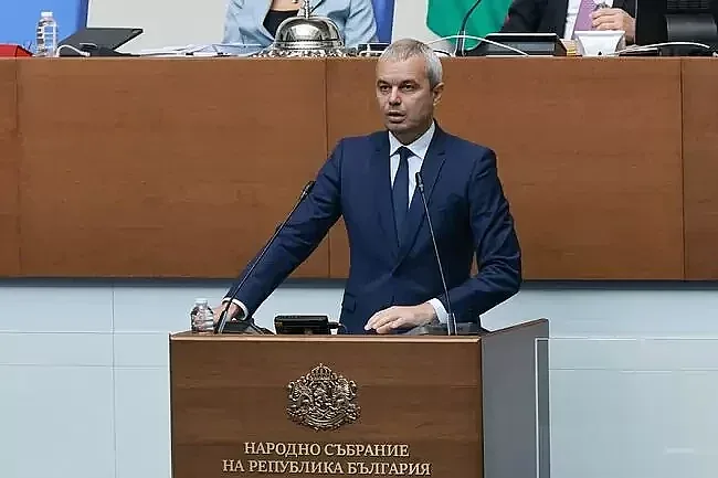 Костадинов преброи защитниците на Коцев. Голям смях