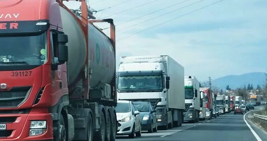 Наш град маха границата с Румъния! Какво става