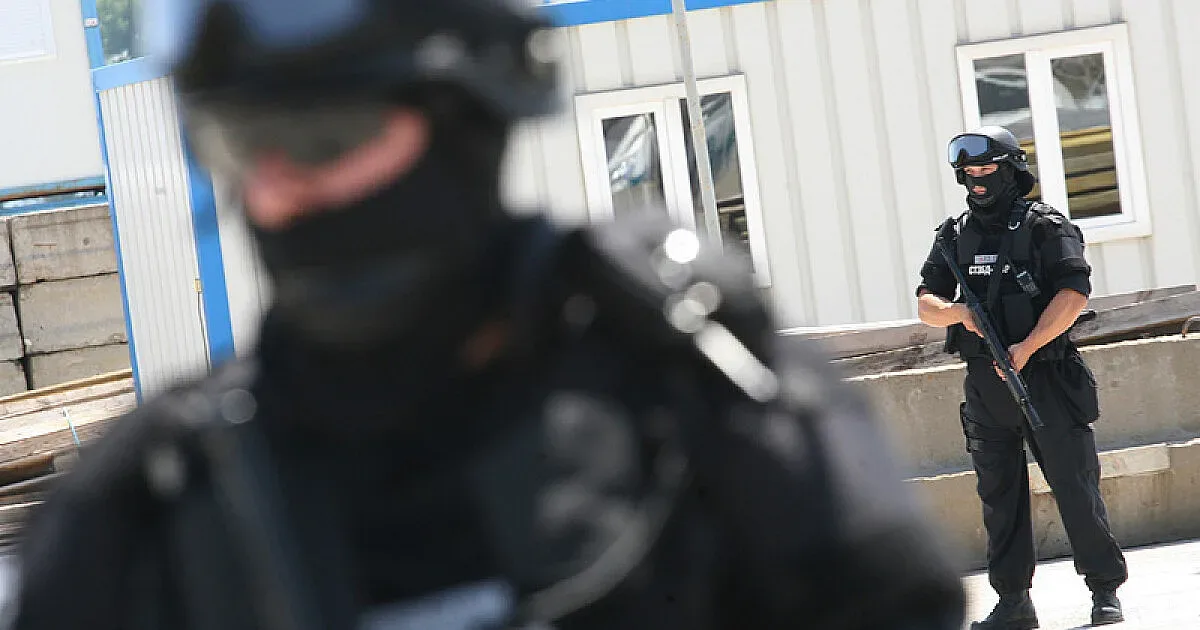 Арестуваха издирван за тероризъм в имот, ползван от депутатка от ДБ