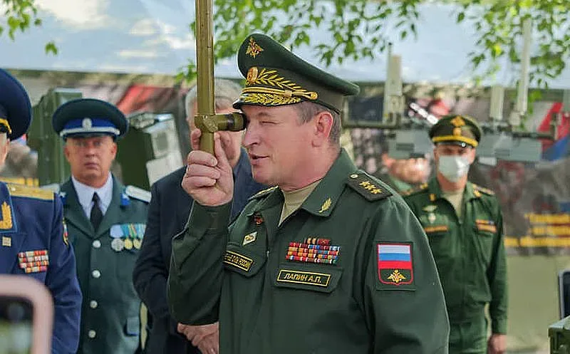 Путин вкарва нов генерал в битката