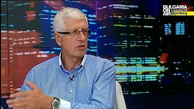 Румен Овчаров със залп по президента. Вкара скандал за АЕЦ