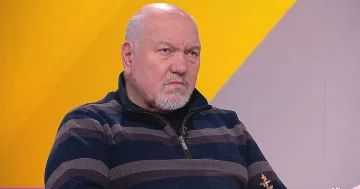 Ще има ли правителство с третия мандат? Говори човек на Радев