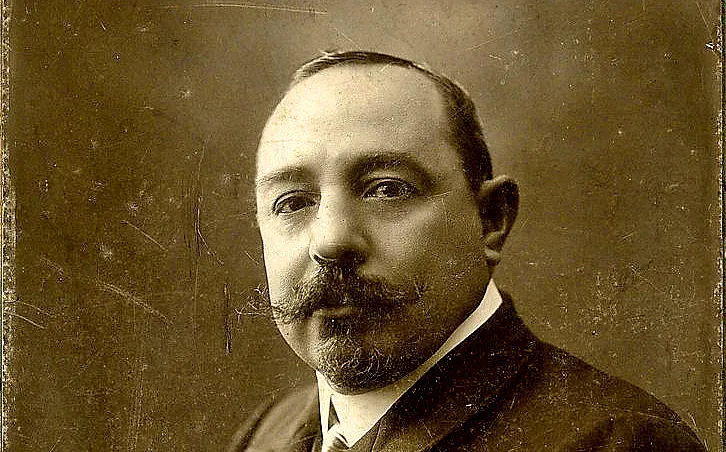 Един Славейков в девет парламента