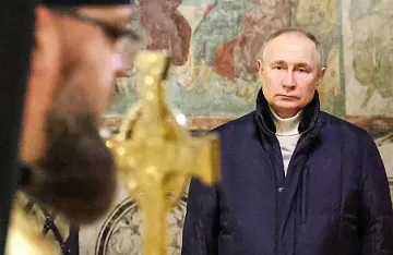 Путин сам на Коледа! Коя е причината