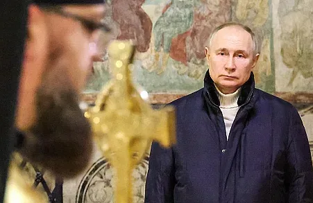 Путин сам на Коледа! Коя е причината