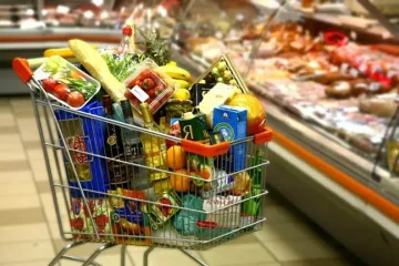 КЗК започва масови проверки за цените на храните