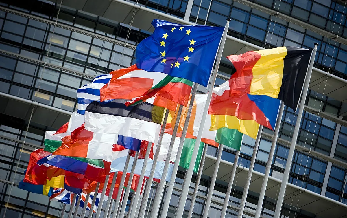 Big Tech предупреждават срещу плановете телекомите в ЕС да плащат такса „справедливост"