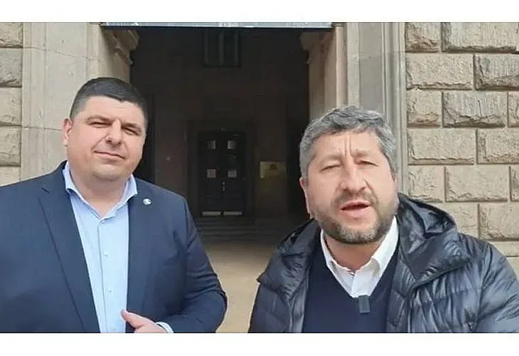 Тежката артилерия на ДБ пристига в Пловдив заради панаира и Гергов