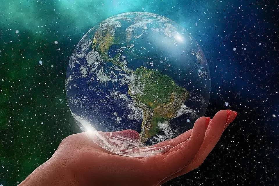 Земята преживява трансформация. Кога се обръщат полюсите?