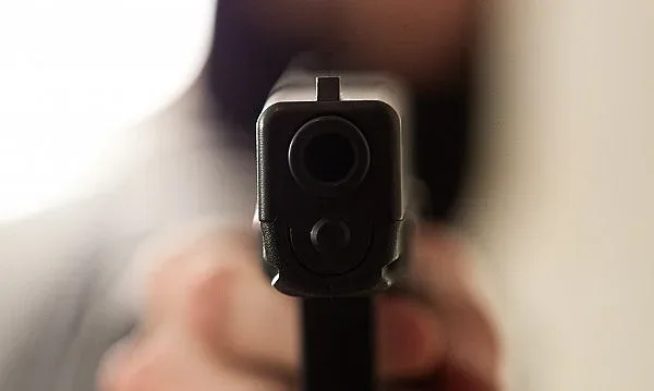 Мистериозна стрелба във военно поделение