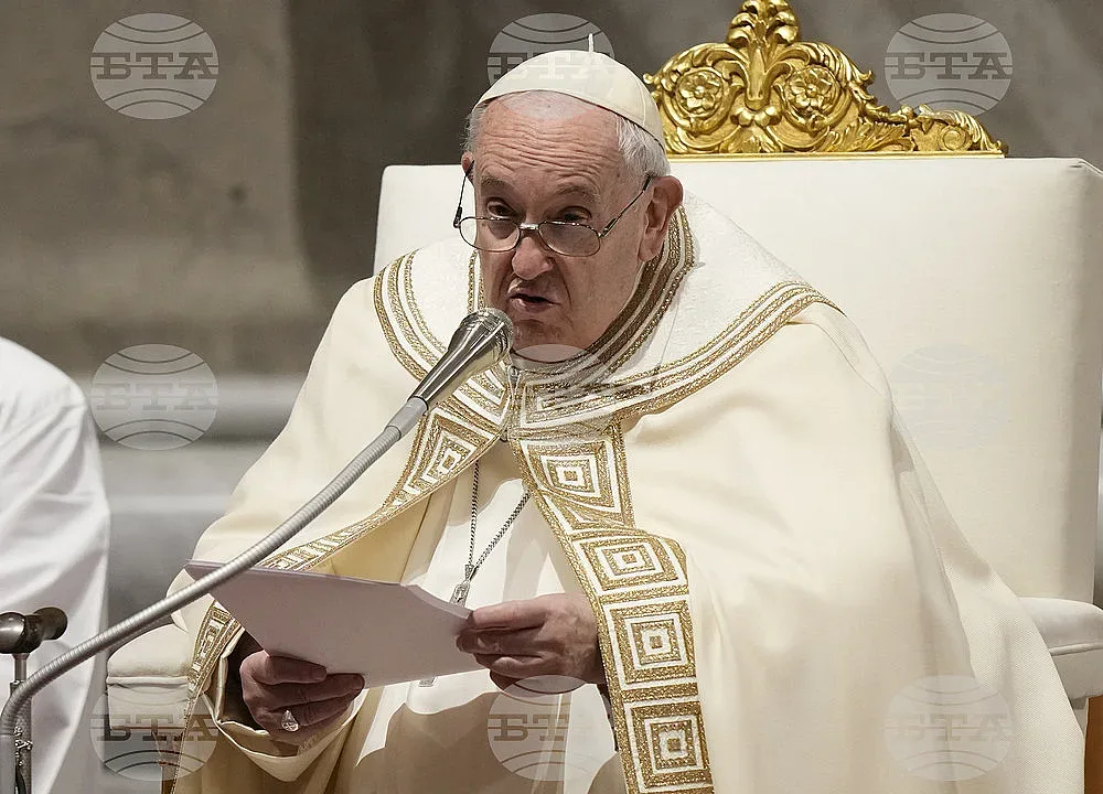 Първи думи от папа Франциск за отишлия си папа Бенедикт