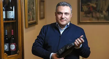 Антоан Николов иска да разкаже на света българската приказка