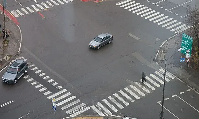 Пак ужас на зебра! Кола блъсна майка с бебе