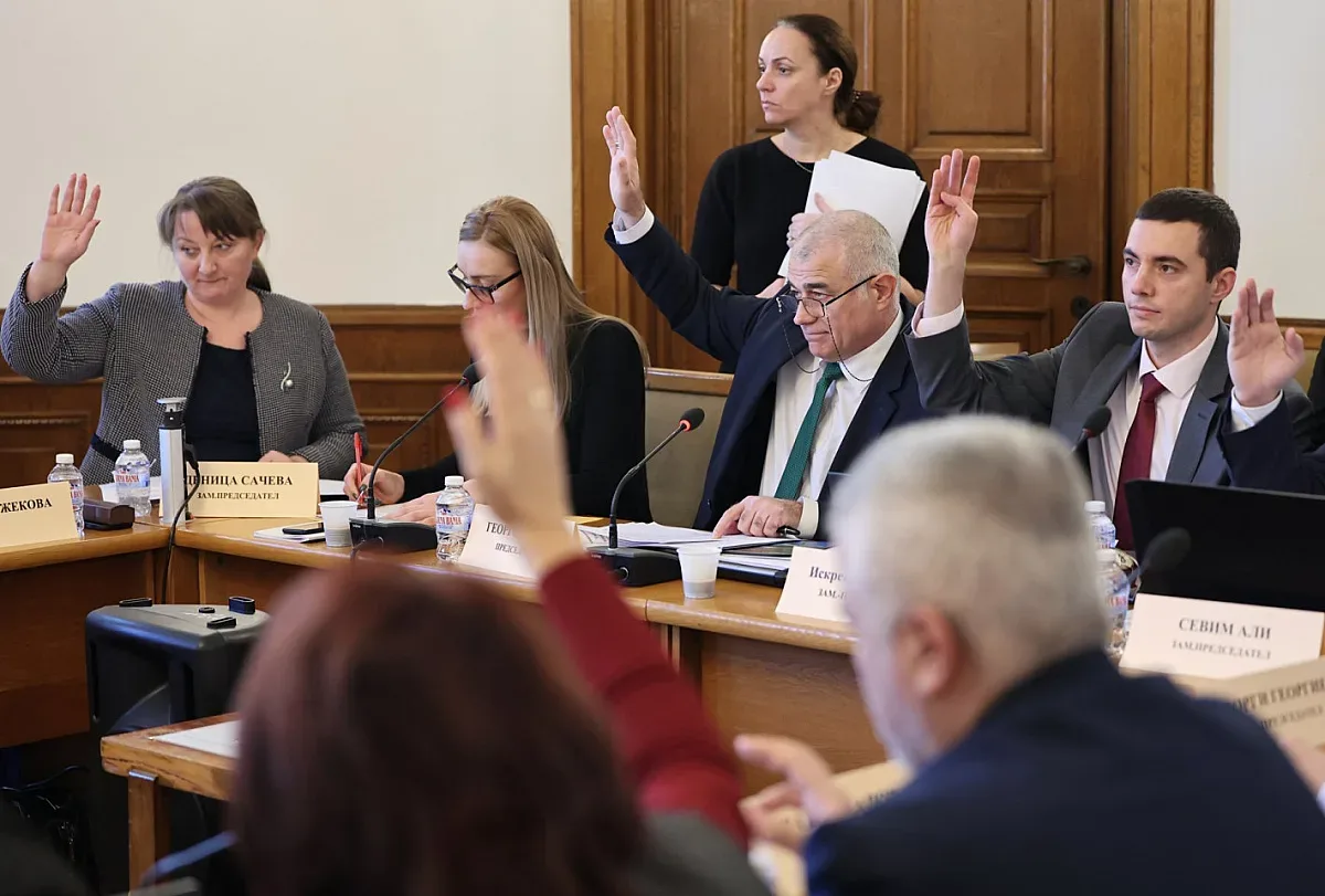 Революционна промяна за минималната заплата. Различна за всички