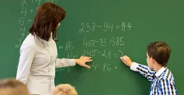 Учителите ни с най-ниски  заплати в Евросъюза