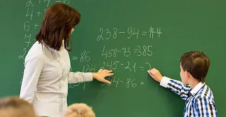 Учителите ни с най-ниски  заплати в Евросъюза