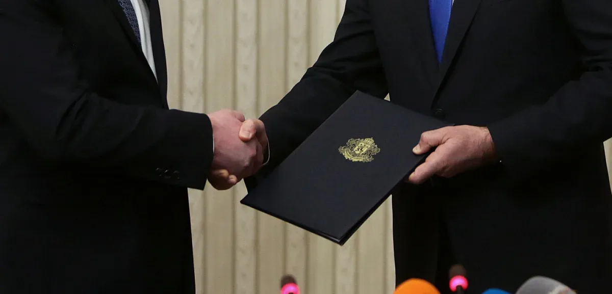 Голяма изненада! Радев обяви кога дава втория мандат