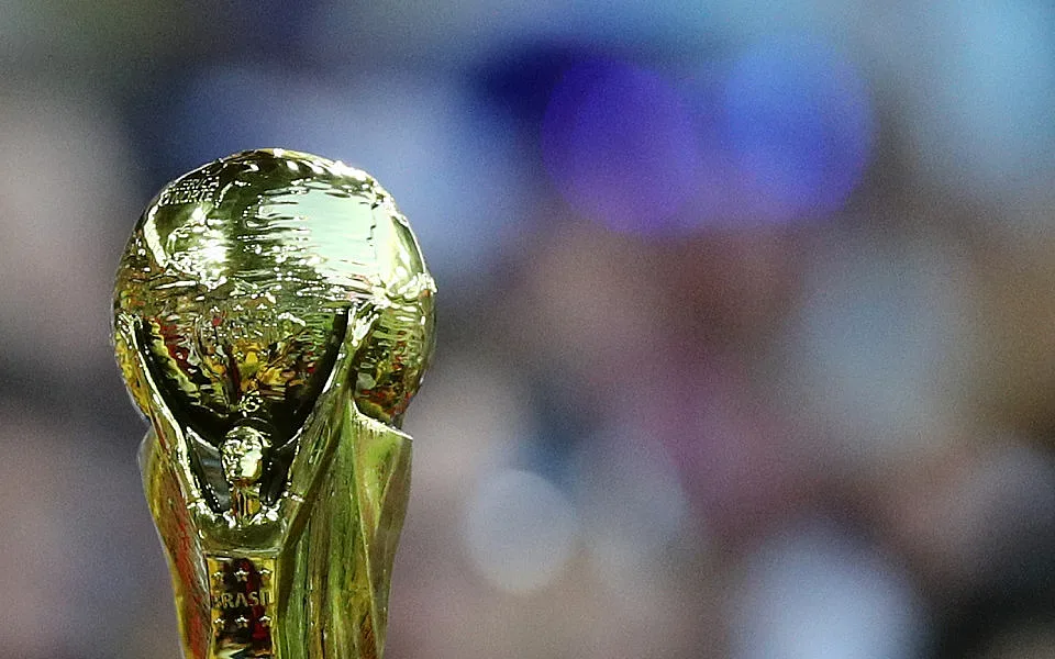 Пълна лудост! 34 стадиона за Мондиал 2030