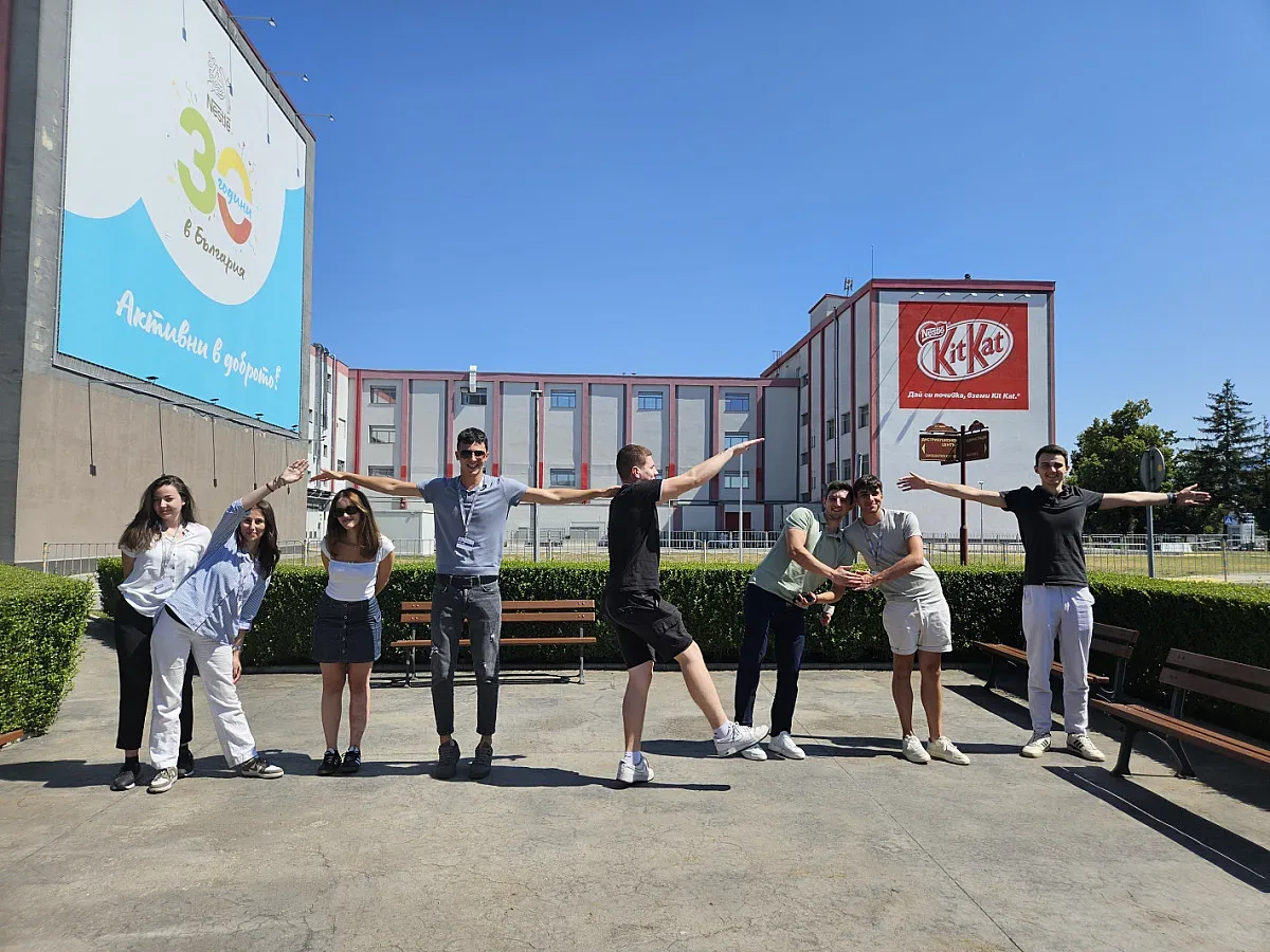 Нестле стартира шестото издание на Summer’s Cool с победителя от конкурса „Сладка работа“