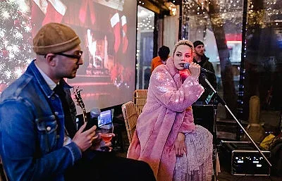 Заявка за нов хит – „Чет Бейкър“ на Ива Янкулова и Молец