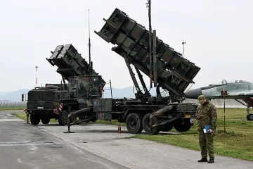 Киев се тресе от взривове, чака американски ракети Пейтриът