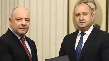 Радев каза какво липсваше на кабинета "Габровски"