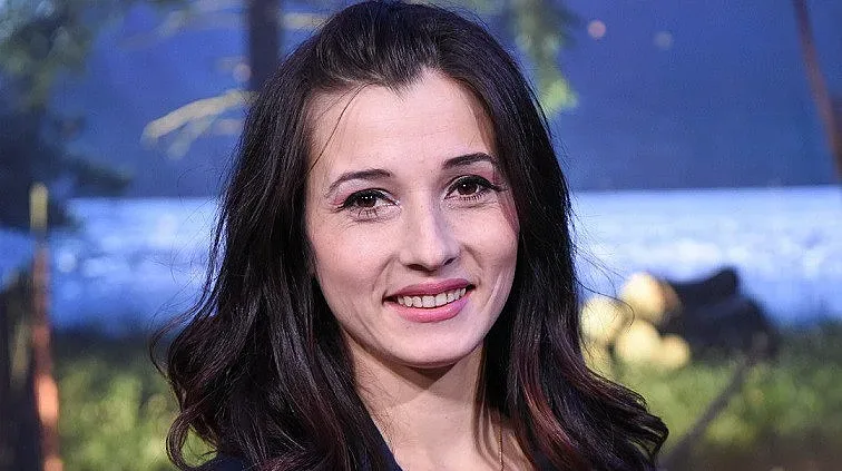 Веселка с първи думи след "Фермата", какво ще прави с парите