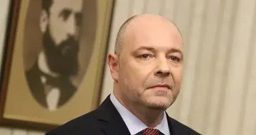 Тежки часове за проф. Габровски. Какви думи ще чуе