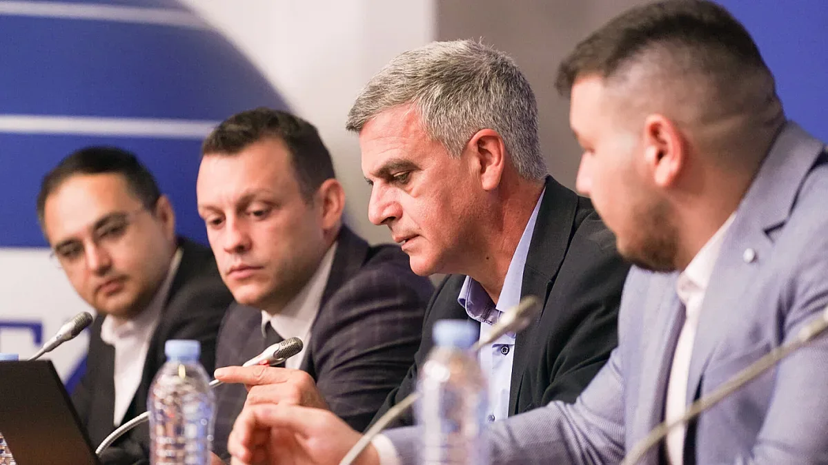 Хората на Стефан Янев искат бойкот на Нидерландия заради Шенген