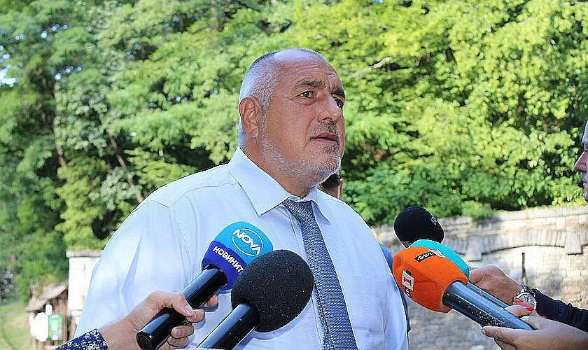 Извънредна новина! Борисов обеща да се откаже от хартиената бюлетина