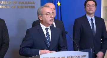 Донев готов с ответни мерки за Шенген, "ако не надделее разумът"