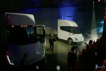 Tesla пусна своя дългоочакван камион