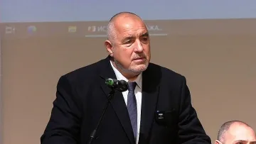 Горещо от Борисов! Сравни се с Меси