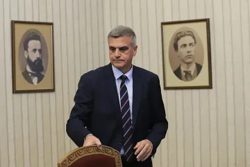 Бойкот на Нидерландия! Стефан Янев с отчаян призив