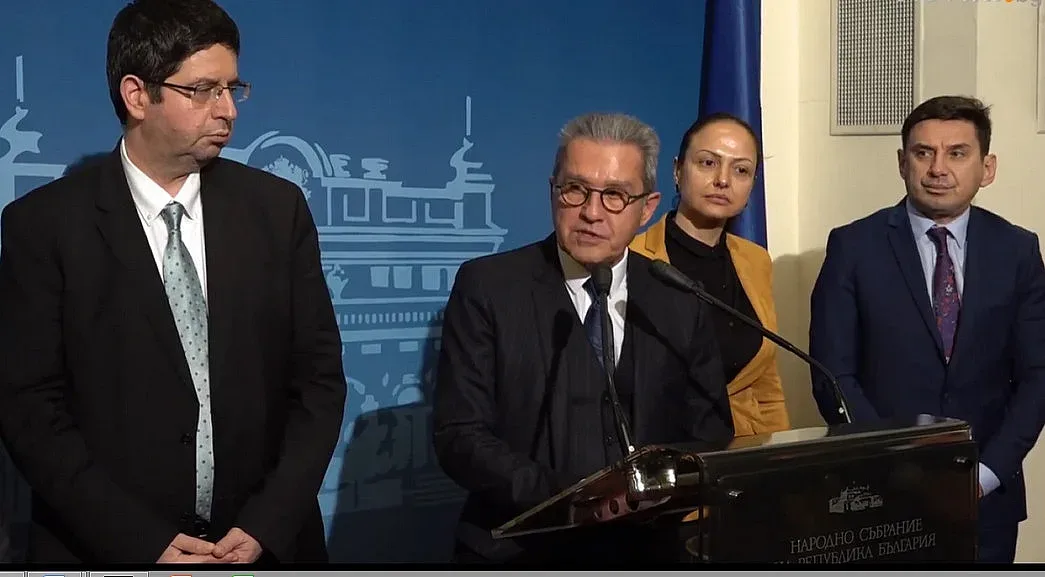 Цонев: Италиански вариант за Лукойл – под контрола на държавата