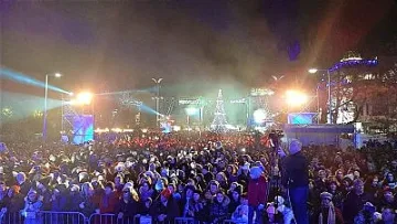 Светлинно шоу в Сан Франциско предизвиква радост и любопитство