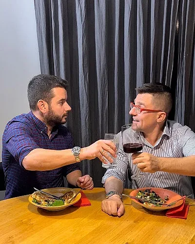 Иван разкри рецептата за любимите си „Български мъжки палачинки“