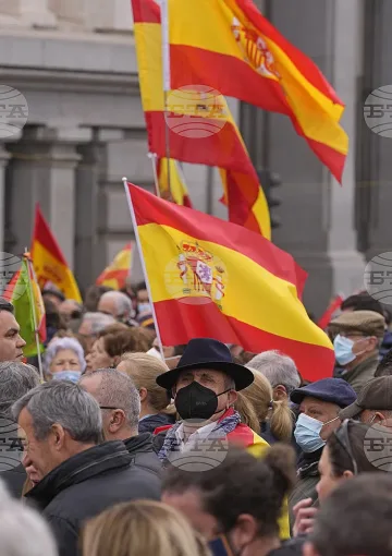 Десетки хиляди на протест в Испания. Предстои ли криза
