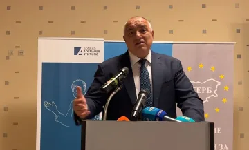 Борисов разпиля кирливите ризи на Промяната