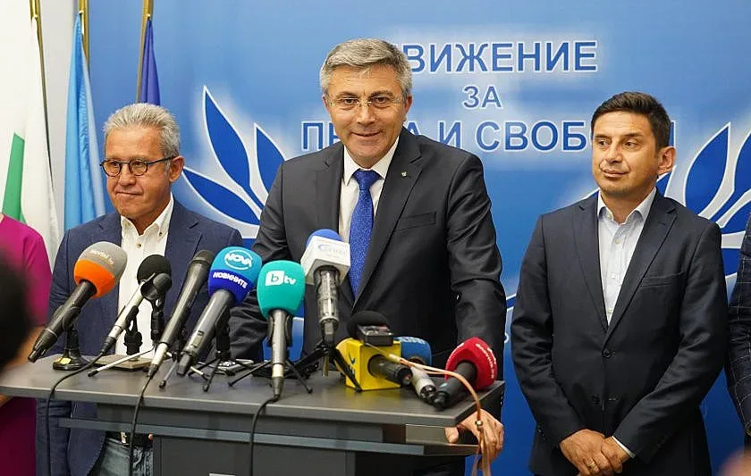 Карадайъ разкри игрите с машините за вота. Капанът