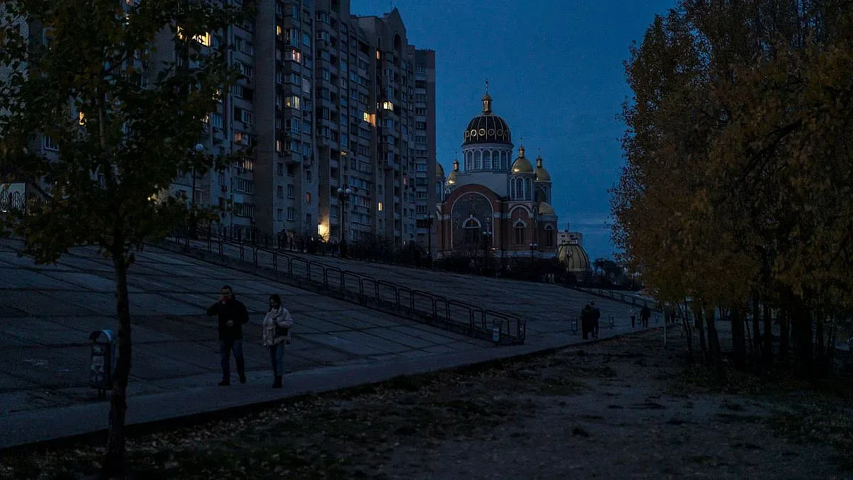 3-милионна страхотия в Киев, Зеленски зове ООН на помощ