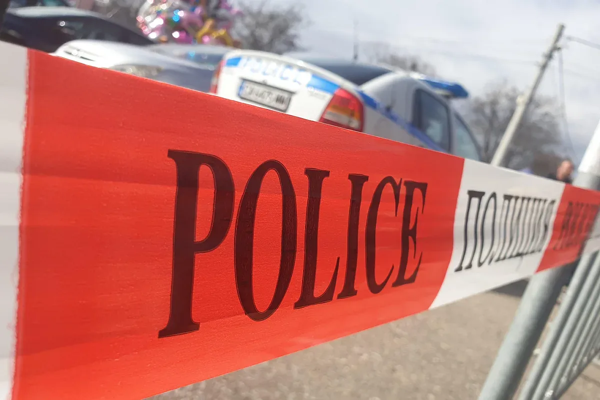 Разкриха кой е полицаят в кома, пострадал при гонка с мигранти