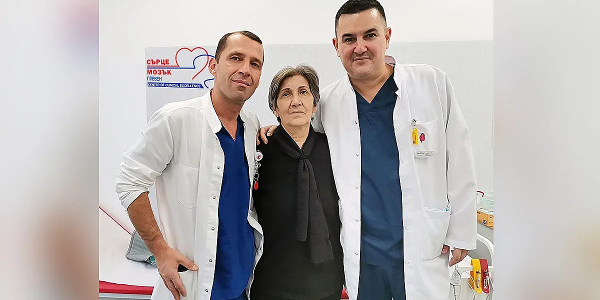Петчасова операция в „Сърце и Мозък“ Плевен за отстраняване на 40-сантиметров тумор от матката до сърцето