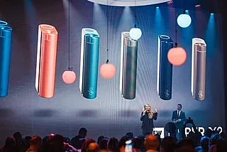 Премиерата на glo™ hyper X2 белязана от невиждан аудио-визуален спектакъл