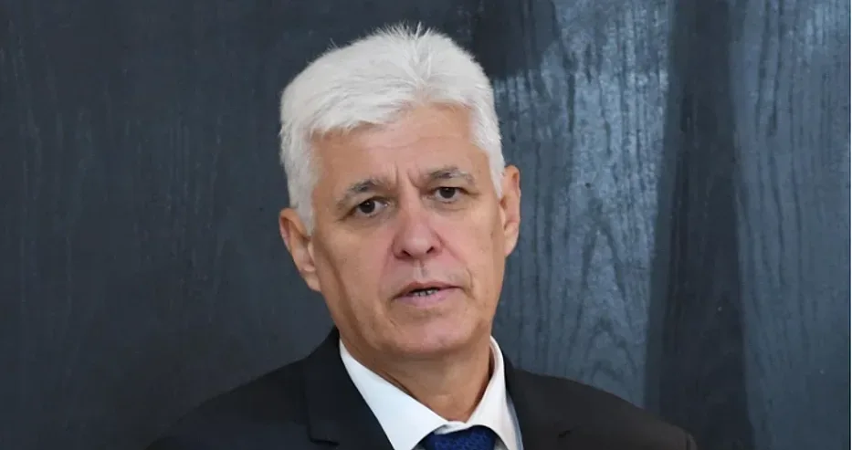 Военният министър ни стресна! С тези тежки думи