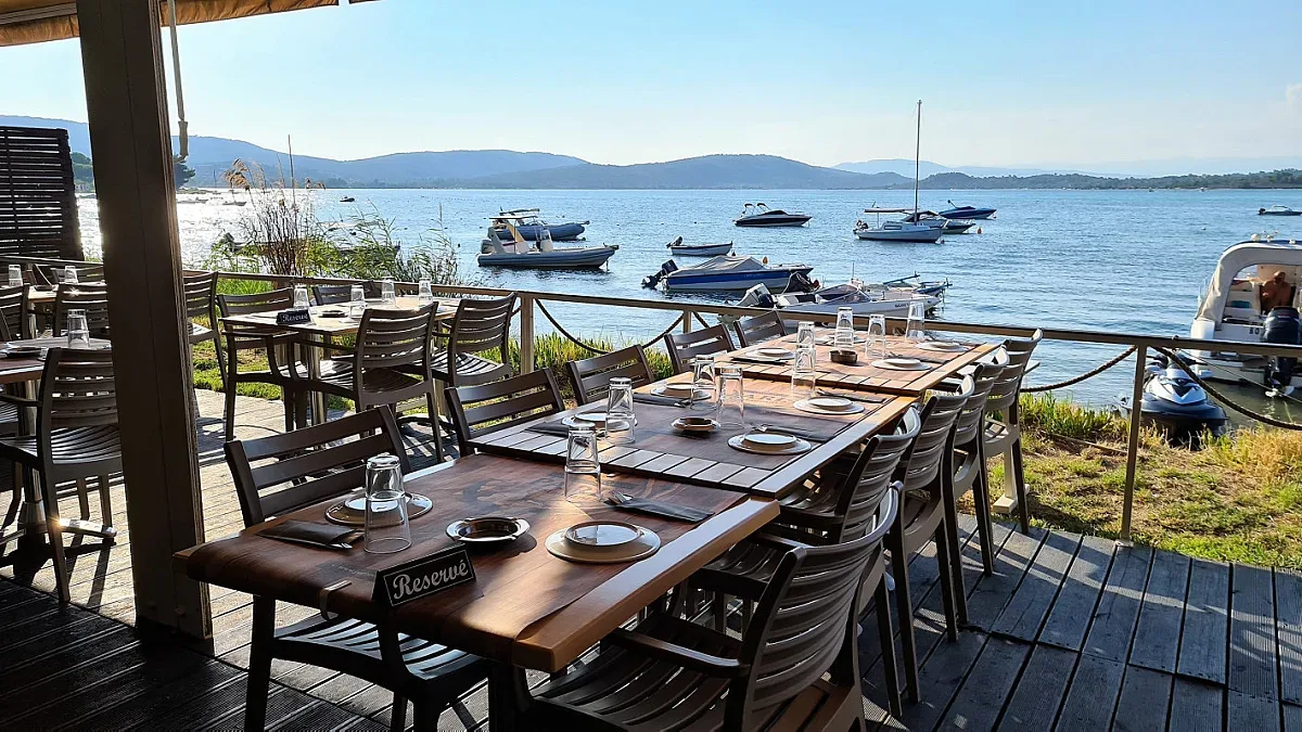 Гръцките таверни скочиха. Искат среща лично с Мицотакис